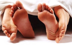 Bất lực nhìn chồng cặp bồ với người hơn tuổi