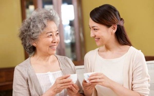 Mẹ chồng thương nàng dâu kiểu 'bá đạo'