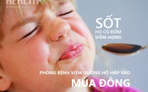 Trẻ ho có đờm, sốt có nên dùng siro ho và thuốc hạ sốt?
