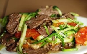 Bổ thận tráng dương, ngủ ngon nhờ rau cần