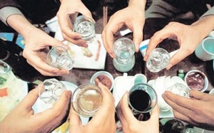 Việt Nam: Thứ hạng bệnh gan tăng trưởng cùng 'thành tích' uống rượu