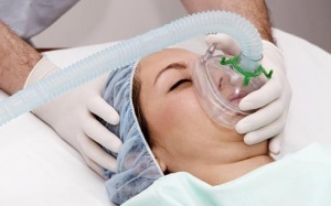 Gây mê trong phẫu thuật có làm tăng nguy cơ mắc Alzheimer?