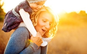 Video: 'Soi' tính cách của mẹ cung Nhân Mã