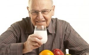 Bệnh nhân viêm gan do rượu nên ăn uống thế nào?