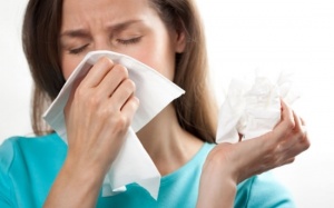 Nhịn hắt hơi cũng có thể gây đột quỵ?