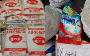 Nóng: Đang bắt mì chính rởm, nước mắm, bột giặt giả tại Hà Nội
