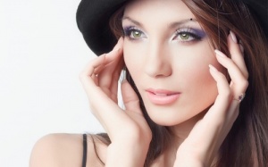 Nhận diện 16 nốt ruồi giàu sang phú quý trên cơ thể