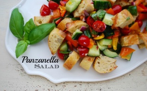 Đổi gió với salad bánh mì kiểu Ý