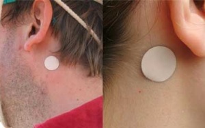 Hệ quả khôn lường khi dùng miếng dán chống say xe sai cách