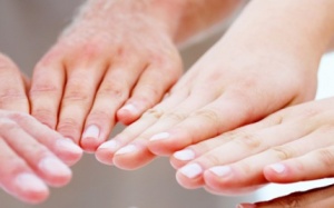 56 tuổi bị run vô căn điều trị như thế nào?