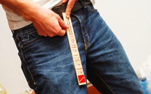 Héo hon vì nâng đời 'cậu nhỏ'