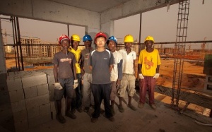 Phòng ngừa sốt vàng da, sốt rét cho người Việt ở Angola như thế nào?
