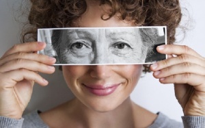 40 tuổi đã thành bà già: Do suy buồng trứng sớm