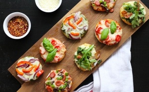 Mách chàng 9 cách làm pizza ngon lạ tặng nàng 8/3