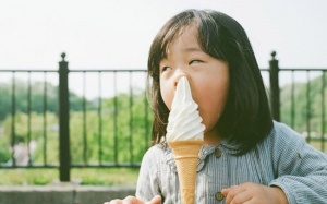 Bị viêm họng không nên ăn kem – đúng hay sai? 