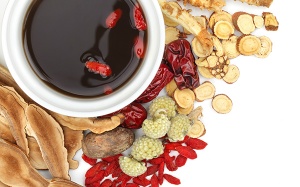 Đông y đối phó với tăng huyết áp: Trường kỳ nhưng hiệu quả