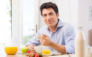 Hải sản, ăn uống... và TPCN mà vẫn thiếu testosterone