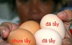 Cách phân biệt để không mua phải trứng gà tẩy trắng bằng acid 