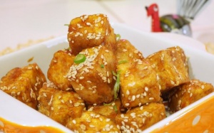 Đậu phụ tẩm vừng chiên ngon miệng, giàu dinh dưỡng