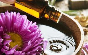 5 cách dùng tinh dầu trị viêm xoang siêu an toàn cho trẻ