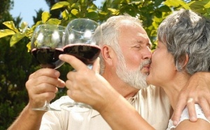 Để tình dục tuổi già như bản tình ca không tuổi