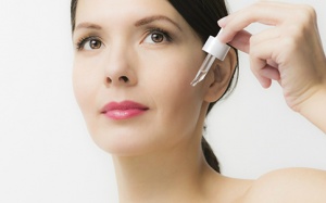 Facial oils dưỡng da siêu ẩm hơn cả lotion