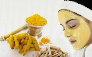 Làm đẹp bằng bột nghệ, cẩn thận mụn mọc tùm lum!