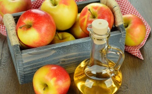 Cách làm giấm táo đơn giản mà giúp dưỡng da, phòng bệnh 