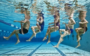 Cải thiện chấn thương đầu gối bằng các bài tập dưới nước