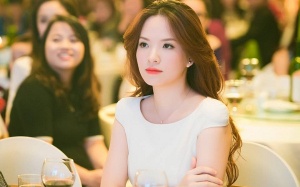 MC Đan Lê chia sẻ bí quyết lấy lại vóc dáng tuyệt đẹp sau sinh