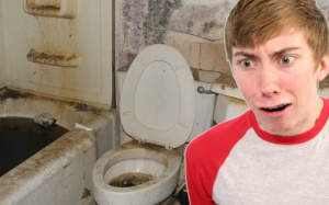 Video: Nơi bẩn nhất trong nhà bạn không phải là bồn cầu