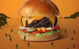 Bữa trưa cuối tuần nhanh gọn với hamburger bò pho mát