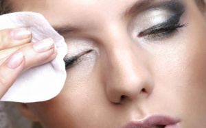 4 cách tẩy trang từ thiên nhiên giúp da thêm mềm mại và rạng rỡ