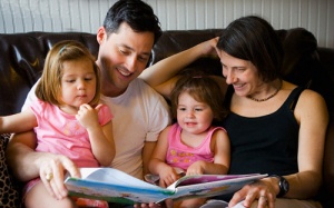Đọc sách giúp tăng cường trí não trẻ