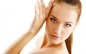 Cách tẩy lông mặt bằng nguyên liệu tự nhiên, an toàn và hiệu quả