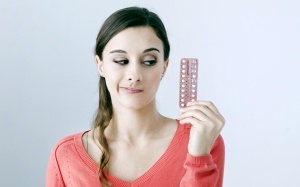 Những người này dùng thuốc tránh thai chắc chết...