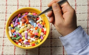 Thời điểm 'vàng' để uống sắt và vitamin