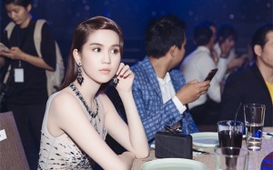Ngọc Trinh đẹp 'mướt mát' khiến các quý ông không thể rời mắt