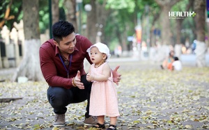 Những lý do mẹ nên 'nhường' việc chăm con cho bố 