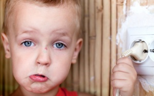 21 mẹo vặt thông minh bảo vệ bé yêu ngay trong nhà mình