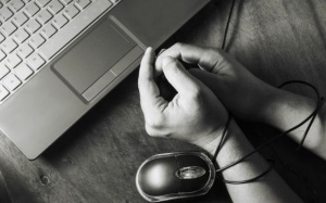 7 dấu hiệu cho thấy bạn là 'con nghiện' internet