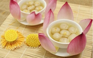 Cách nấu chè hạt sen vải thiều thơm ngon