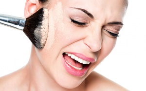 Hãy quăng sọt rác nếu mỹ phẩm của bạn có thành phần này