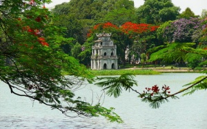 Hết nắng nóng, Bắc Bộ đề phòng mưa đá, tố lốc