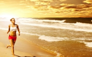 4 lời khuyên chạy thể dục trên cát giúp đốt cháy nhiều calo