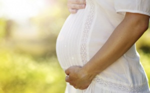 Bà bầu khi sinh nhẹ cân và căng thẳng dễ gặp biến chứng thai kỳ