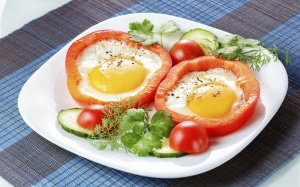 Tác dụng bất ngờ khi ăn trứng với hạt tiêu