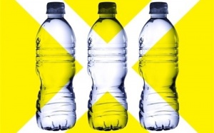 Vì an toàn của bạn đừng bao giờ vứt những thứ này vào cốp xe