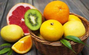 Khi nào không nên ăn trái cây họ cam quýt?