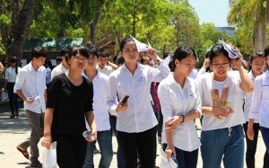 Mẹ cần làm những việc này để con khỏe trong ngày thi